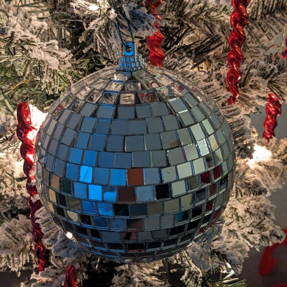 Large 5" Mirrored Disco Ball Like Tree Ornament - Picture 11 of 11